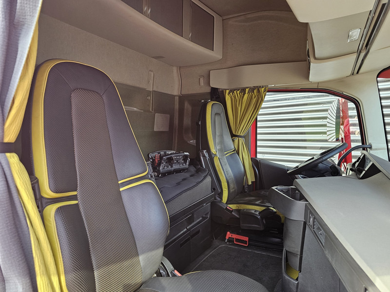 Xe cẩu tự hành Volvo FH 16.650 8x4 / HIAB 105 t/m CRANE / KRAN: hình 16 Xe cẩu tự hành Volvo FH 16.650 8x4 / HIAB 105 t/m CRANE / KRAN: hình 16