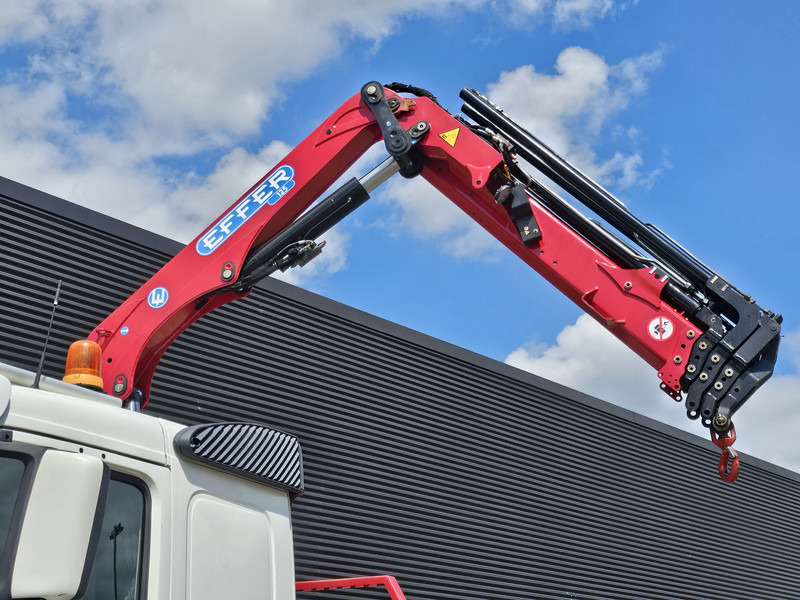 Volvo FM 330 4x2 / EFFER 12.5 t/m CRANE / KRAN - Xe tải thùng lửng/ Phẳng, Xe cẩu tự hành: hình 5 Volvo FM 330 4x2 / EFFER 12.5 t/m CRANE / KRAN - Xe tải thùng lửng/ Phẳng, Xe cẩu tự hành: hình 5