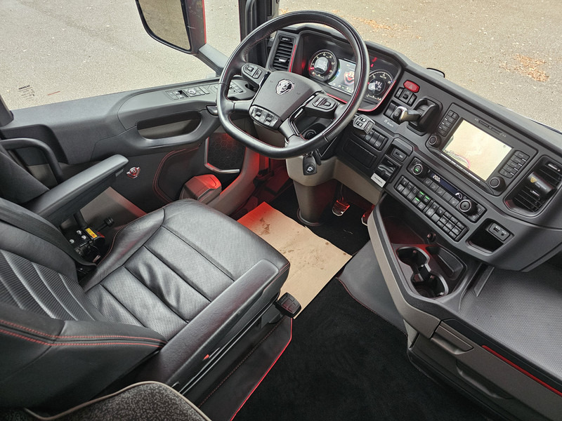 Xe đầu kéo Scania S660 V8 6x2/4 / RETARDER / HYDRAULIC / FULL AIR: hình 16 Xe đầu kéo Scania S660 V8 6x2/4 / RETARDER / HYDRAULIC / FULL AIR: hình 16