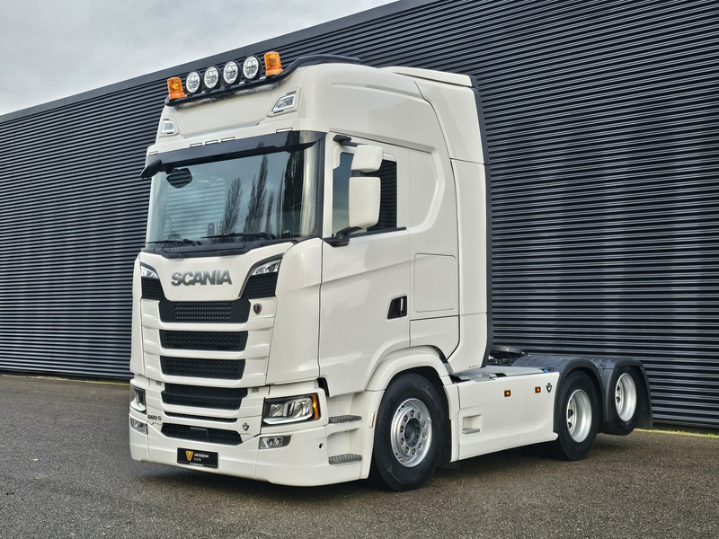 Scania S660 V8 6x2 BOOGIE / RETARDER / FULL AIR / 2 TANKS - Xe đầu kéo: hình 1 Scania S660 V8 6x2 BOOGIE / RETARDER / FULL AIR / 2 TANKS - Xe đầu kéo: hình 1
