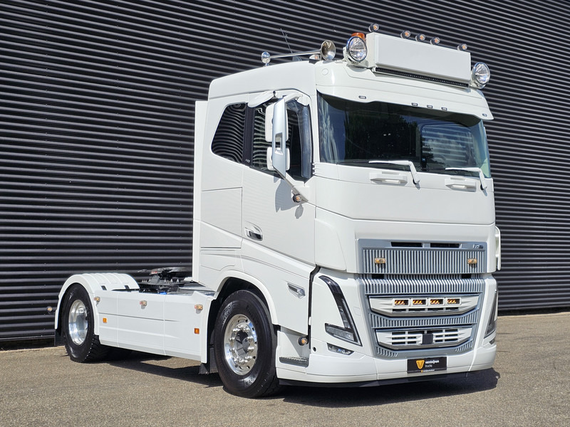 Volvo FH 16.750 4x2 / FULL AIR / RETARDER / I PARK COOL - Xe đầu kéo: hình 4 Volvo FH 16.750 4x2 / FULL AIR / RETARDER / I PARK COOL - Xe đầu kéo: hình 4