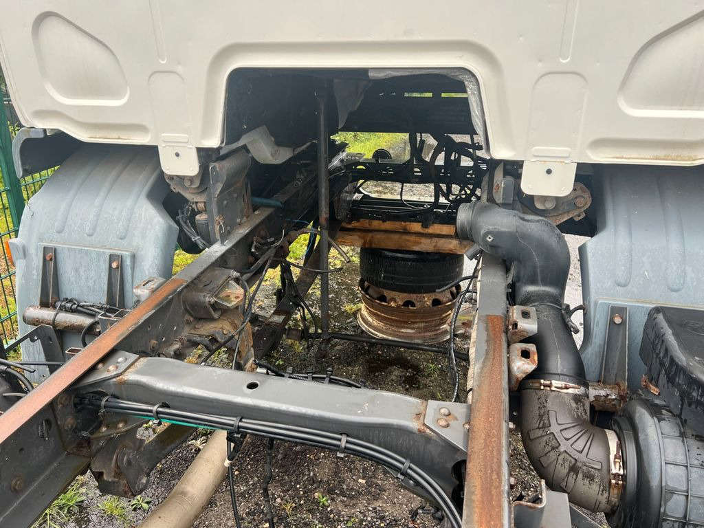 DAF LF 45.220 12 to. for PARTS no engine no gearbox! DAF LF 45.220 12 to. for PARTS no engine no gearbox! - Xe tải thùng mui bạt: hình 3 DAF LF 45.220 12 to. for PARTS no engine no gearbox! DAF LF 45.220 12 to. for PARTS no engine no gearbox! - Xe tải thùng mui bạt: hình 3