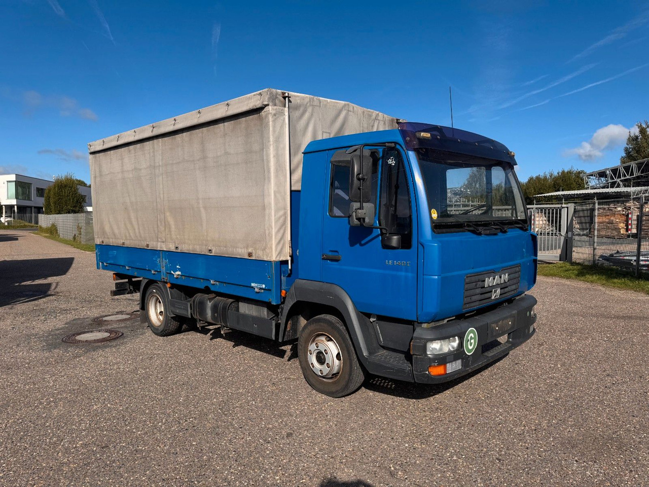 MAN 8.140 4X2 Pritsche Plane Original Km - Xe van thùng mui bạt: hình 1 MAN 8.140 4X2 Pritsche Plane Original Km - Xe van thùng mui bạt: hình 1