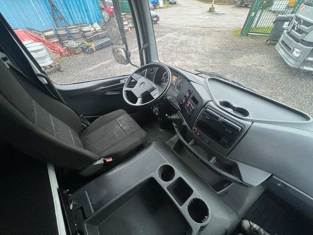 Mercedes-Benz 1324 4X2 Koffer Plane 6 to. Hebebühne Mercedes-Benz 1324 4X2 Koffer Plane 6 to. Hebebühne - Xe tải hộp: hình 2 Mercedes-Benz 1324 4X2 Koffer Plane 6 to. Hebebühne Mercedes-Benz 1324 4X2 Koffer Plane 6 to. Hebebühne - Xe tải hộp: hình 2