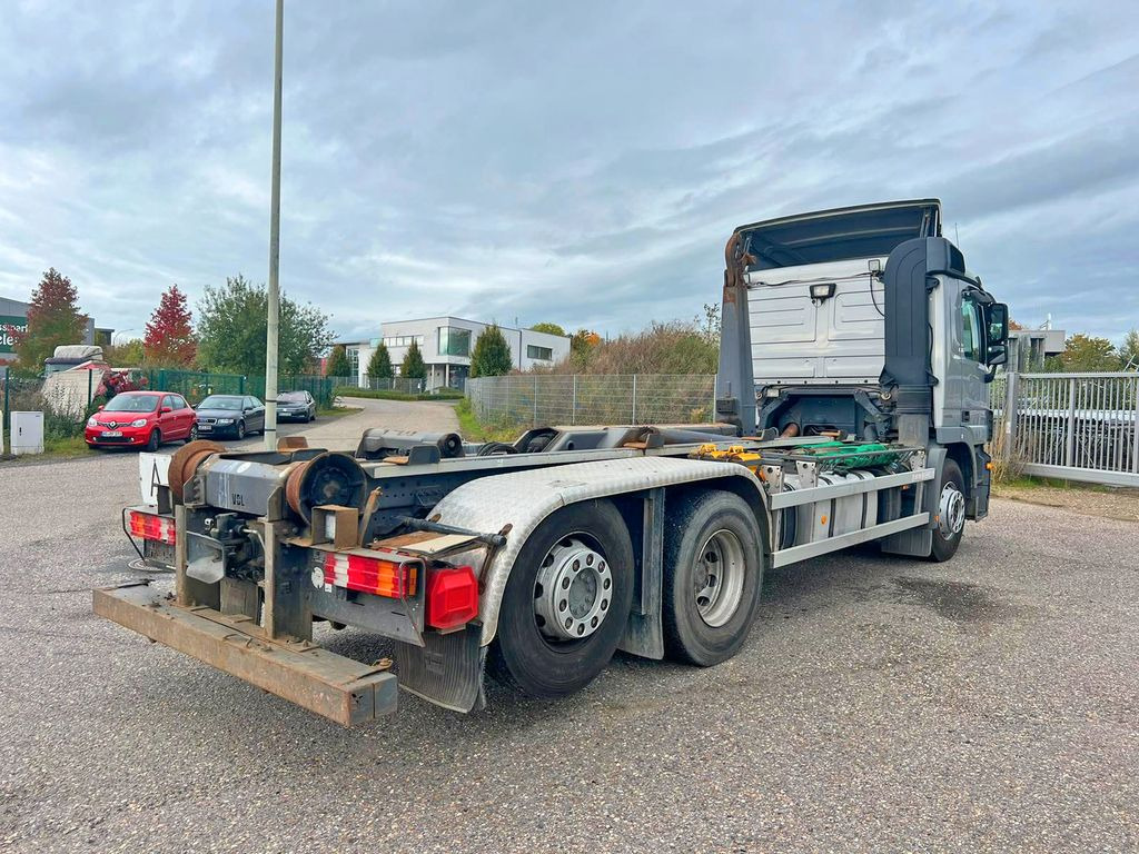 Mercedes-Benz 2544 6X2 VDL Abroller Klima & Retarder Mercedes-Benz 2544 6X2 VDL Abroller Klima & Retarder - Xe tải nâng móc: hình 4 Mercedes-Benz 2544 6X2 VDL Abroller Klima & Retarder Mercedes-Benz 2544 6X2 VDL Abroller Klima & Retarder - Xe tải nâng móc: hình 4