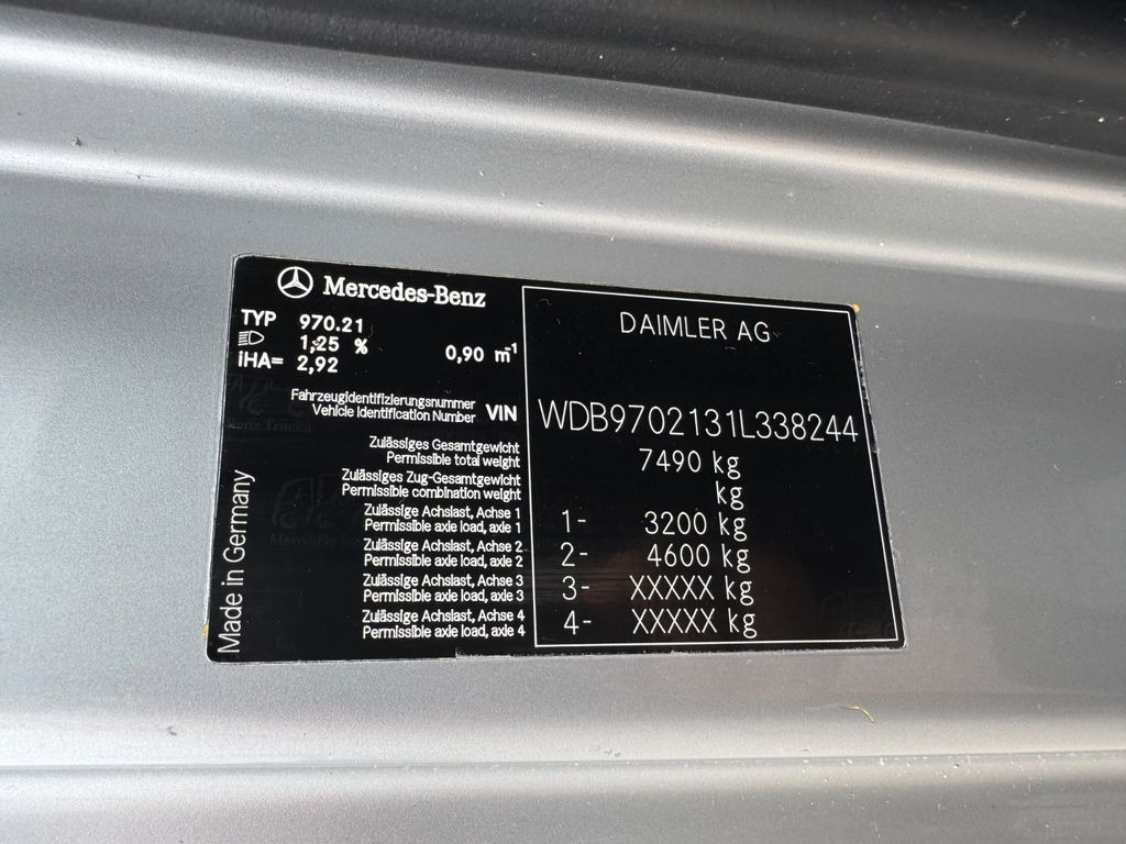 Mercedes-Benz 818 4X2 ROM Toilettenwagen Mercedes-Benz 818 4X2 ROM Toilettenwagen 6 Plätze - Xe tải chân không: hình 2 Mercedes-Benz 818 4X2 ROM Toilettenwagen Mercedes-Benz 818 4X2 ROM Toilettenwagen 6 Plätze - Xe tải chân không: hình 2