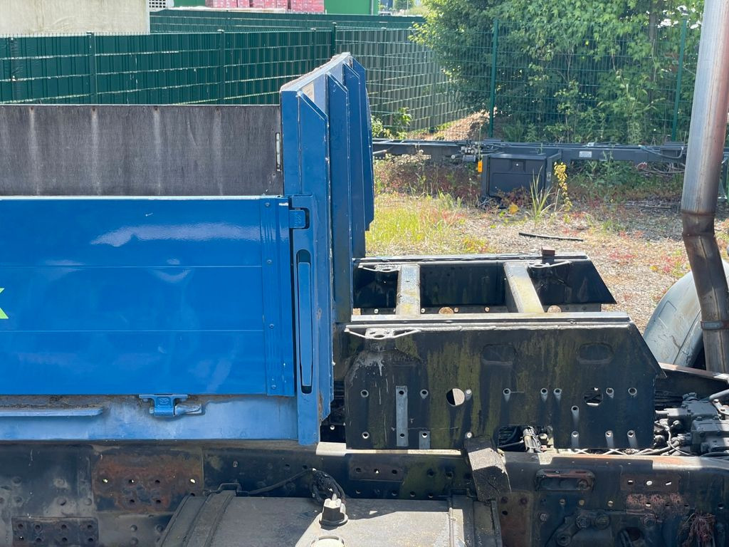 Pritsche lose mit Kransockel Pritsche lose mit Kransockel - Xe tải thùng lửng/ Phẳng: hình 3 Pritsche lose mit Kransockel Pritsche lose mit Kransockel - Xe tải thùng lửng/ Phẳng: hình 3