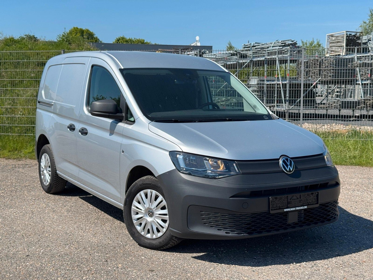 Volkswagen Caddy 4x2 | Klima | AHK | PDC | Spurhalteass. - Xe van chở khách: hình 1 Volkswagen Caddy 4x2 | Klima | AHK | PDC | Spurhalteass. - Xe van chở khách: hình 1