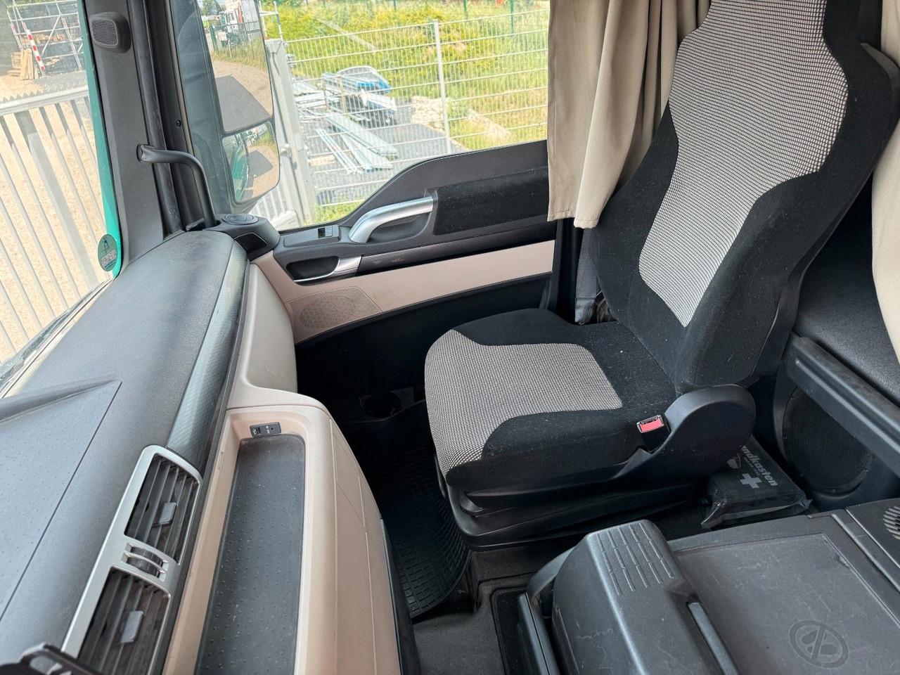 MAN 18.460 4X2 & Langendorf Stahl / Aluminium 24 kub - Xe đầu kéo: hình 5 MAN 18.460 4X2 & Langendorf Stahl / Aluminium 24 kub - Xe đầu kéo: hình 5