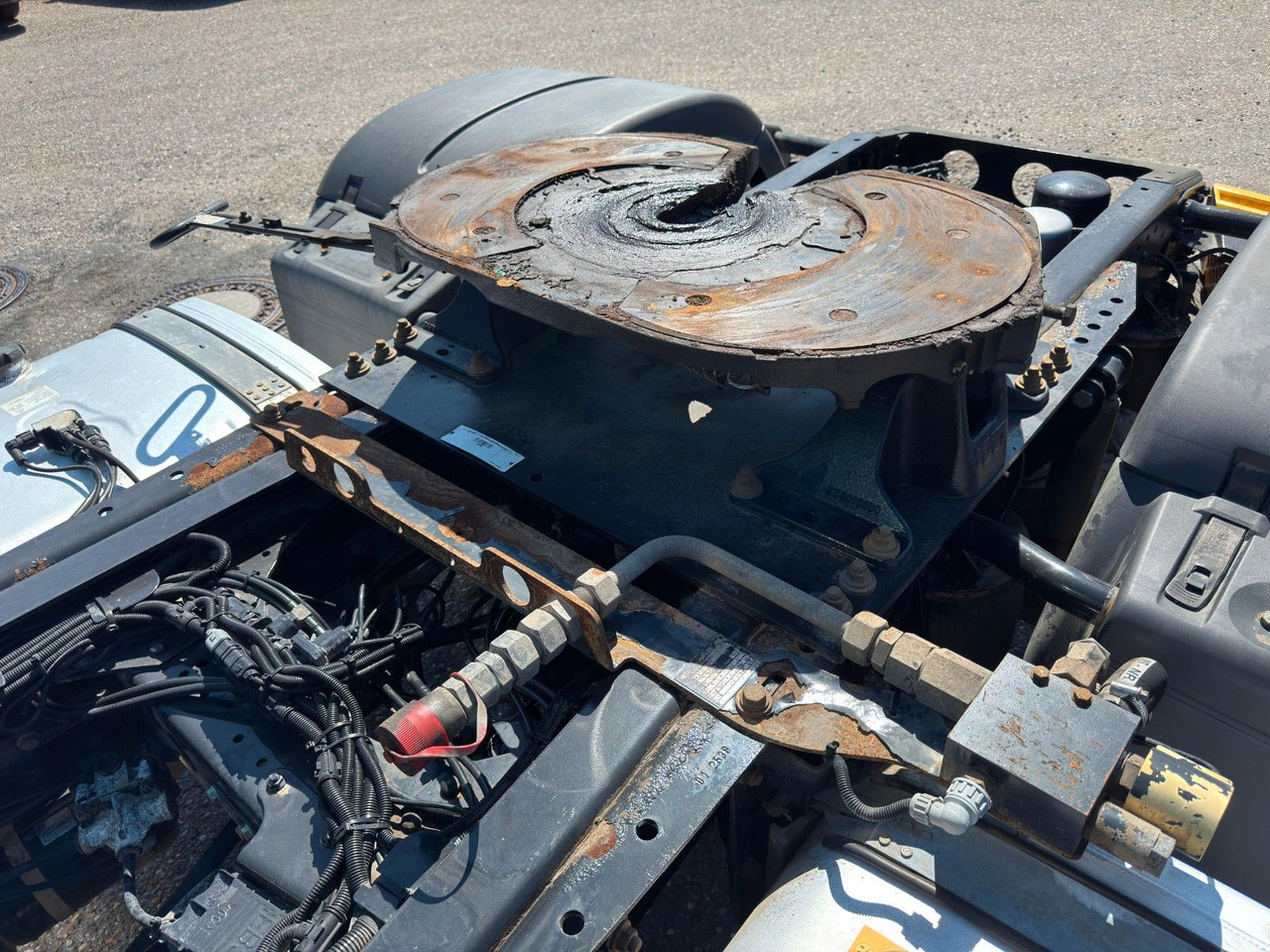 Xe đầu kéo MAN 18.460 4x2 Kipphydr. | Standheiz. | Top Zustand: hình 18 Xe đầu kéo MAN 18.460 4x2 Kipphydr. | Standheiz. | Top Zustand: hình 18