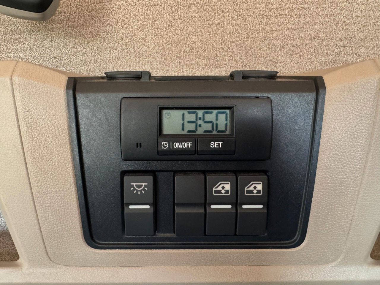 Xe đầu kéo MAN 18.460 4x2 Kipphydr. | Standheiz. | Top Zustand: hình 17 Xe đầu kéo MAN 18.460 4x2 Kipphydr. | Standheiz. | Top Zustand: hình 17