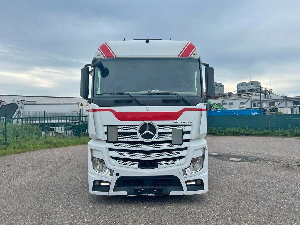 Mercedes-Benz 1842 4X2 mit Höhenverstellbarer Sattelkuppung - Xe đầu kéo: hình 4 Mercedes-Benz 1842 4X2 mit Höhenverstellbarer Sattelkuppung - Xe đầu kéo: hình 4