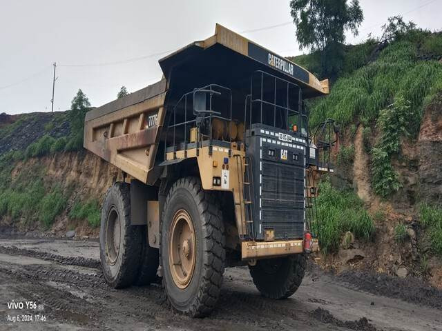 CAT 777E - Xe ben cứng/ Xe chở đá: hình 4 CAT 777E - Xe ben cứng/ Xe chở đá: hình 4