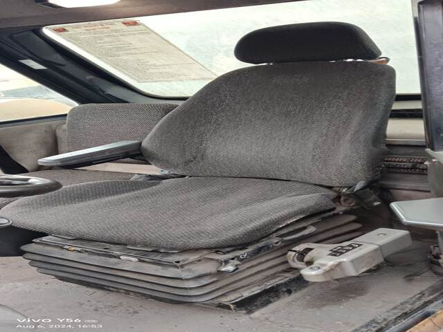 Xe ben cứng/ Xe chở đá CAT 777E: hình 15 Xe ben cứng/ Xe chở đá CAT 777E: hình 15