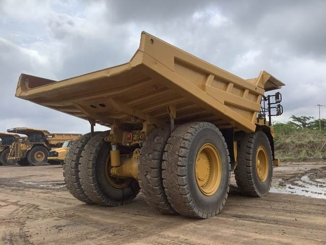 CAT 777F - Xe ben cứng/ Xe chở đá: hình 3 CAT 777F - Xe ben cứng/ Xe chở đá: hình 3