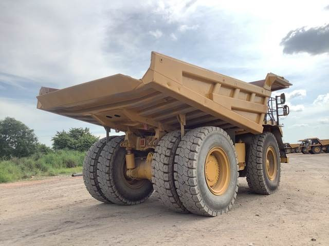 CAT 777F - Xe ben cứng/ Xe chở đá: hình 3 CAT 777F - Xe ben cứng/ Xe chở đá: hình 3