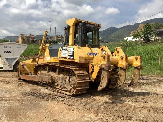 Komatsu D85EX-15 - Máy ủi: hình 2 Komatsu D85EX-15 - Máy ủi: hình 2