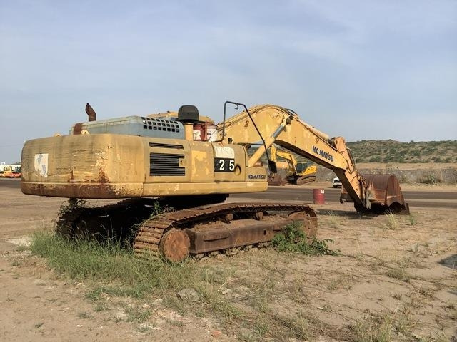 Komatsu PC450-7 - Máy xúc bánh xích: hình 3 Komatsu PC450-7 - Máy xúc bánh xích: hình 3