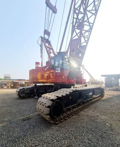 Manitowoc 12000 - Cần cẩu bánh xích: hình 1 Manitowoc 12000 - Cần cẩu bánh xích: hình 1