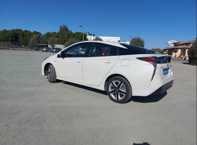 Toyota Prius Hybrid - Xe hơi: hình 2 Toyota Prius Hybrid - Xe hơi: hình 2