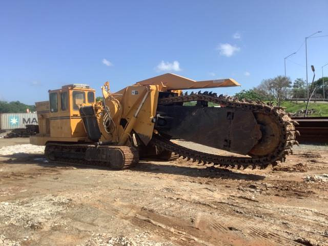 Trencor 1400L - Máy đào hào: hình 4 Trencor 1400L - Máy đào hào: hình 4