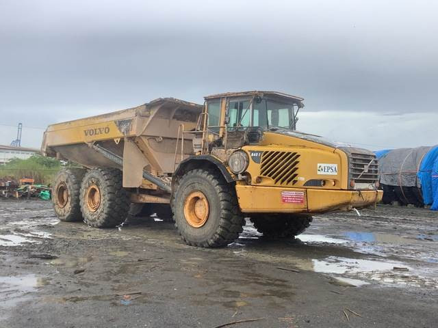Volvo A40D - Xe ben đổ có khớp nối: hình 4 Volvo A40D - Xe ben đổ có khớp nối: hình 4