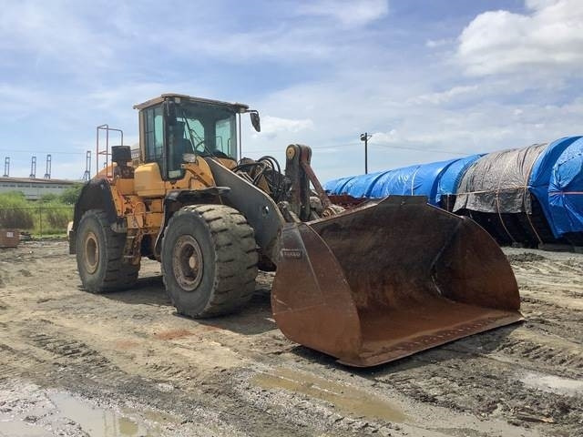 Volvo L150H - Máy xúc lật bánh lốp: hình 4 Volvo L150H - Máy xúc lật bánh lốp: hình 4