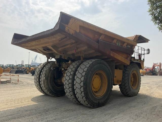 CAT 777D - Xe ben cứng/ Xe chở đá: hình 3 CAT 777D - Xe ben cứng/ Xe chở đá: hình 3