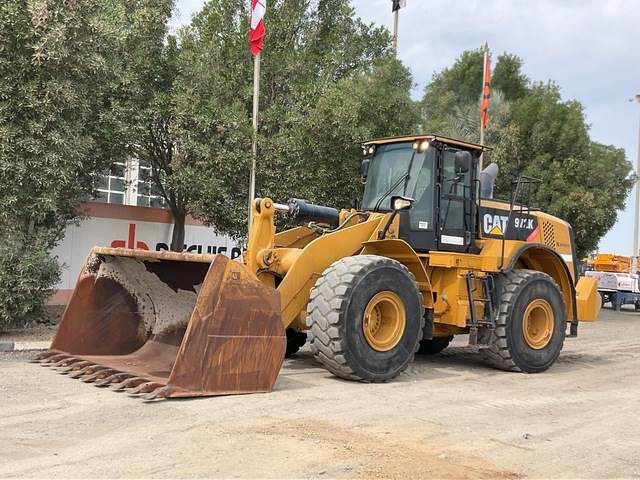 CAT 972K - Máy xúc lật bánh lốp: hình 1 CAT 972K - Máy xúc lật bánh lốp: hình 1