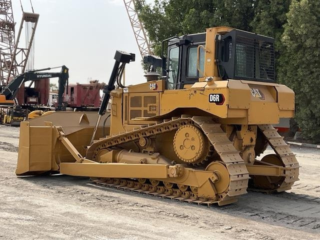 CAT D6R XL - Máy ủi: hình 2 CAT D6R XL - Máy ủi: hình 2