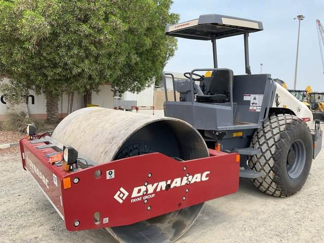 Máy đầm Dynapac CA305: hình 8