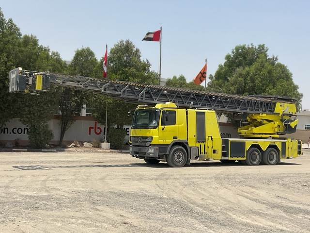Mercedes-Benz Actros 2641 - Xe tải cứu hỏa: hình 1 Mercedes-Benz Actros 2641 - Xe tải cứu hỏa: hình 1