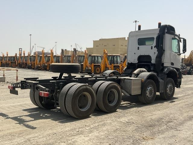Mercedes-Benz Arocs 4240 - Xe tải khung gầm: hình 3 Mercedes-Benz Arocs 4240 - Xe tải khung gầm: hình 3