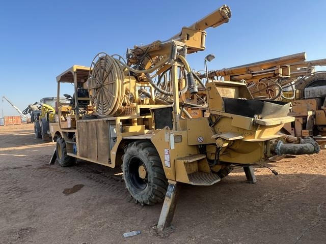 Putzmeister SPM500PC - Xe bơm bê tông: hình 4 Putzmeister SPM500PC - Xe bơm bê tông: hình 4