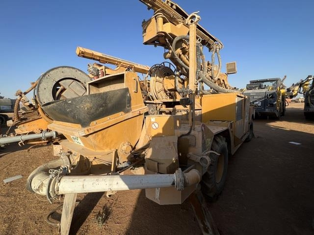 Putzmeister SPM500PC - Xe bơm bê tông: hình 3 Putzmeister SPM500PC - Xe bơm bê tông: hình 3