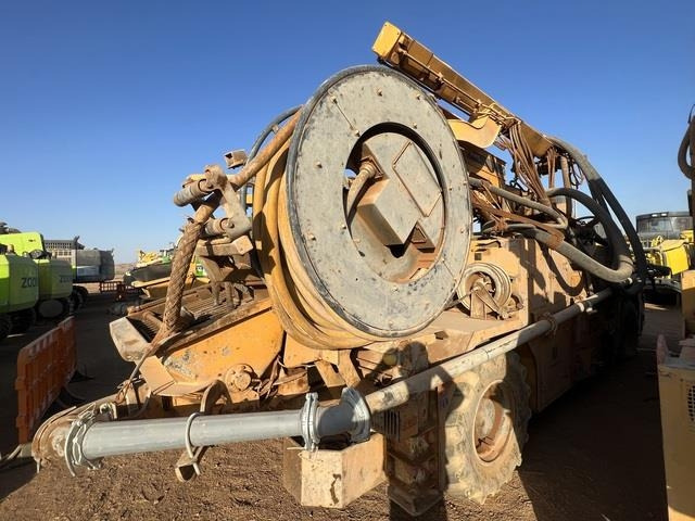 Putzmeister WETKRET5 - Xe bơm bê tông: hình 4 Putzmeister WETKRET5 - Xe bơm bê tông: hình 4