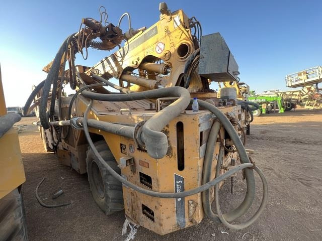 Putzmeister WETKRET5 - Xe bơm bê tông: hình 3 Putzmeister WETKRET5 - Xe bơm bê tông: hình 3