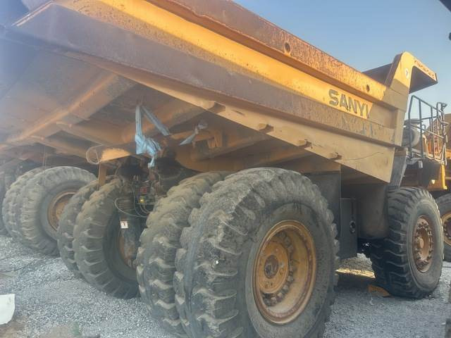 Sany SRT55D - Xe ben cứng/ Xe chở đá: hình 3 Sany SRT55D - Xe ben cứng/ Xe chở đá: hình 3