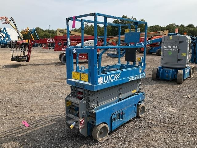 Genie GS1932 - Máy nâng người hình kéo: hình 3 Genie GS1932 - Máy nâng người hình kéo: hình 3