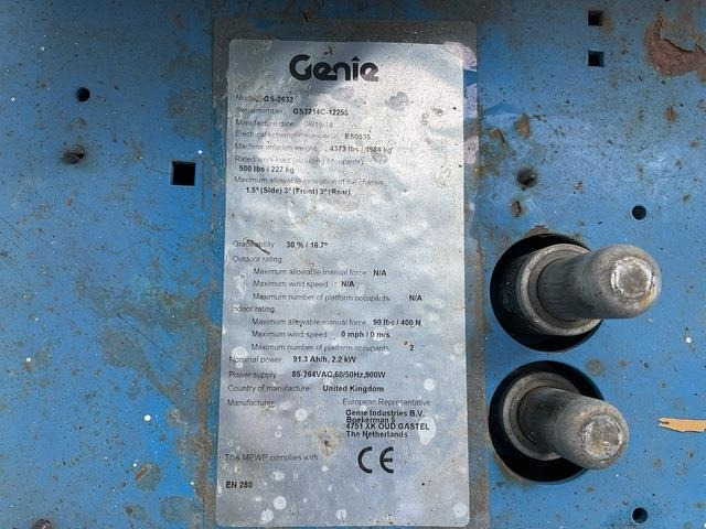 Genie GS2632 - Máy nâng người hình kéo: hình 5 Genie GS2632 - Máy nâng người hình kéo: hình 5