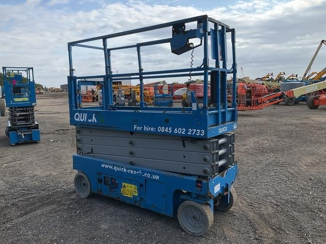 Genie GS2632 - Máy nâng người hình kéo: hình 4 Genie GS2632 - Máy nâng người hình kéo: hình 4