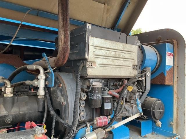 Xe nâng người hình viễn vọng kính Genie S45: hình 8