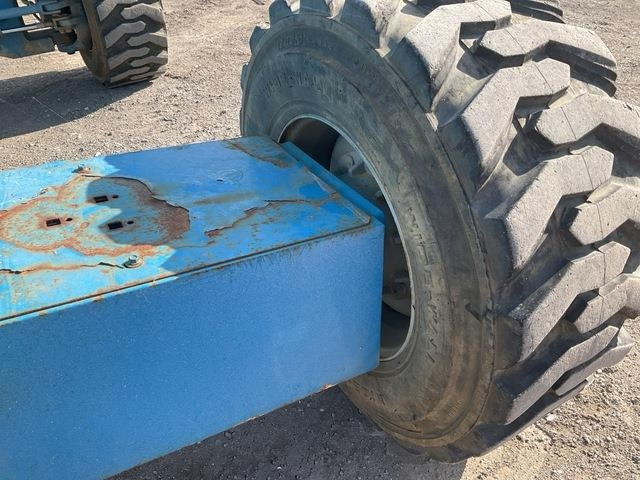 Xe nâng người hình viễn vọng kính Genie S45: hình 19