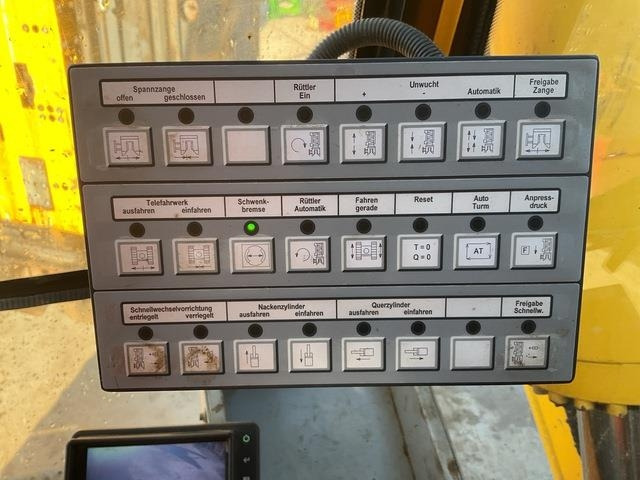 Máy đóng cọc RTG RG14T: hình 17 Máy đóng cọc RTG RG14T: hình 17