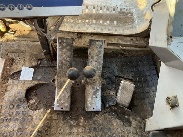 Máy đóng cọc RTG RG14T: hình 18 Máy đóng cọc RTG RG14T: hình 18