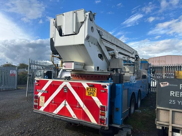 Volvo FL10 - Xe cẩu tự hành: hình 4 Volvo FL10 - Xe cẩu tự hành: hình 4