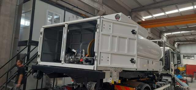 MAN TGM18.250 - Xe bồn: hình 3 MAN TGM18.250 - Xe bồn: hình 3