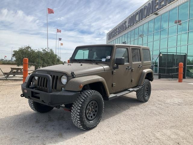 Jeep Wrangler JK Command - Xe hơi: hình 1 Jeep Wrangler JK Command - Xe hơi: hình 1