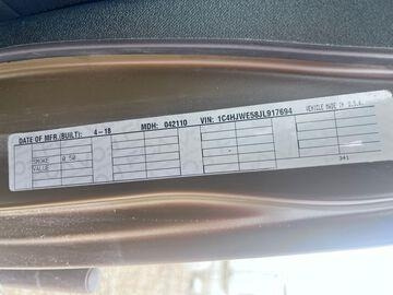 Jeep Wrangler JK Command - Xe hơi: hình 5 Jeep Wrangler JK Command - Xe hơi: hình 5