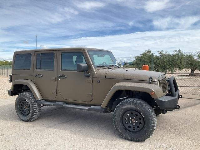 Jeep Wrangler JK Command - Xe hơi: hình 4 Jeep Wrangler JK Command - Xe hơi: hình 4